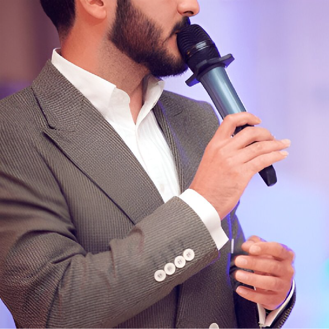 Professional Emcee / Anchor for Events Celebranto